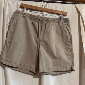 Izod Men's Athletic Tan Shorts